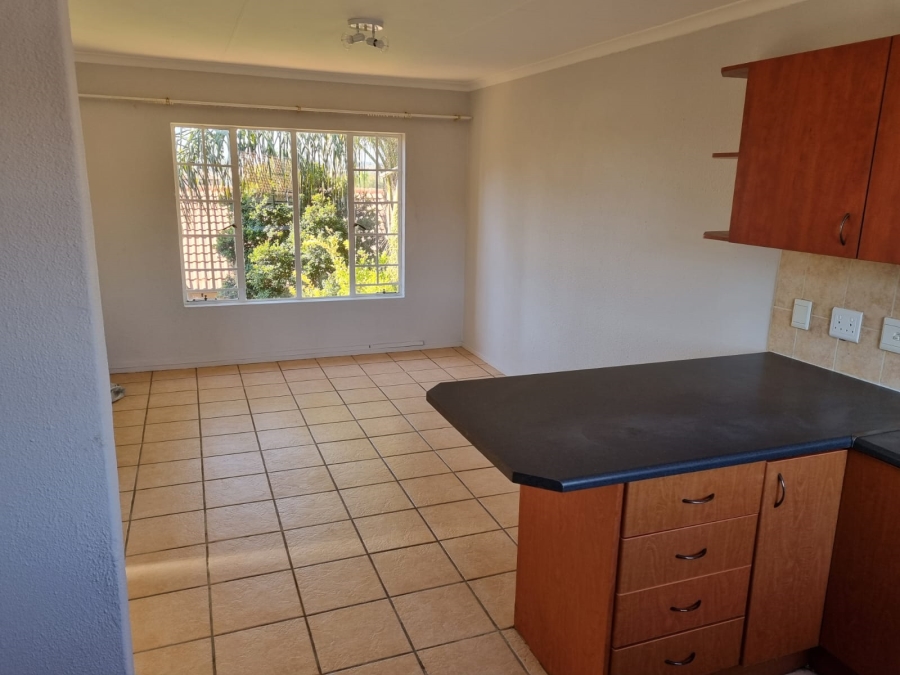 2 Bedroom Property for Sale in Heuwelsig Estate Gauteng