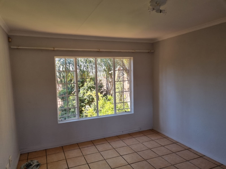 2 Bedroom Property for Sale in Heuwelsig Estate Gauteng