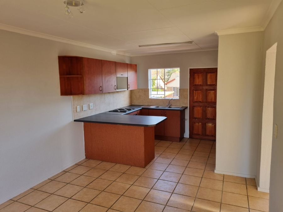 2 Bedroom Property for Sale in Heuwelsig Estate Gauteng