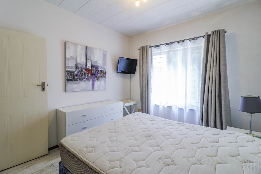 1 Bedroom Property for Sale in Melrose North Gauteng