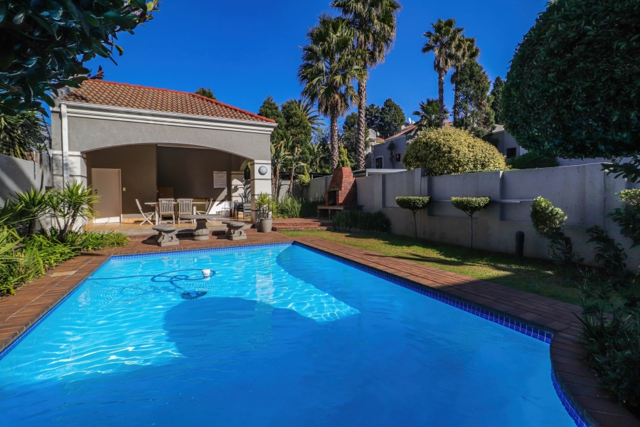 1 Bedroom Property for Sale in Melrose North Gauteng