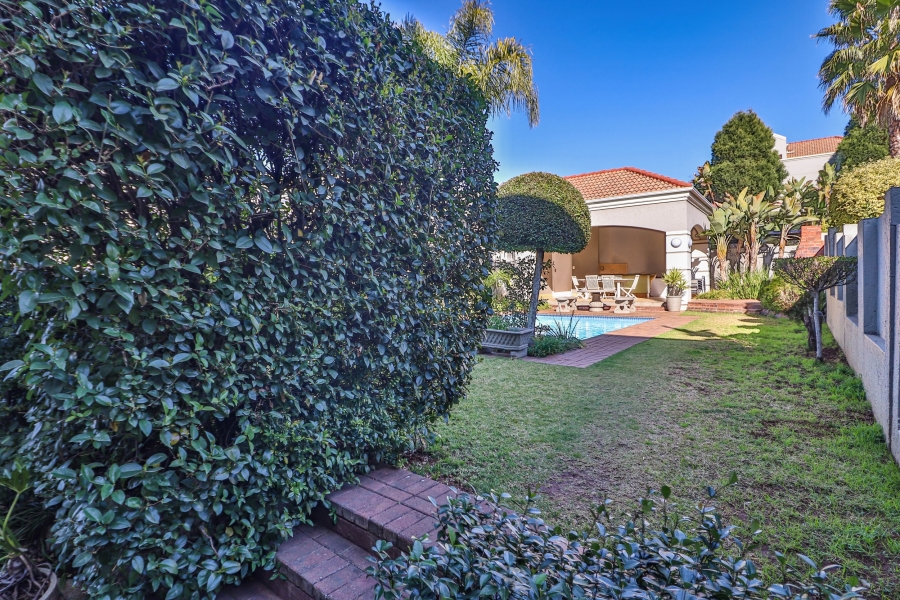 1 Bedroom Property for Sale in Melrose North Gauteng