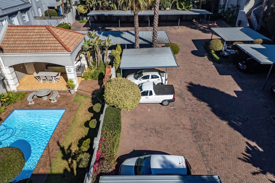 1 Bedroom Property for Sale in Melrose North Gauteng