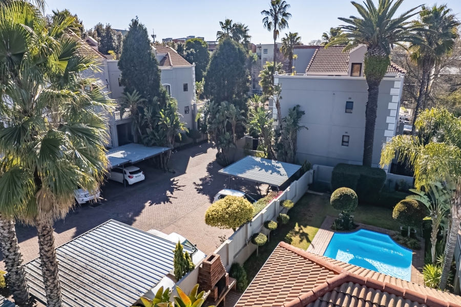 1 Bedroom Property for Sale in Melrose North Gauteng