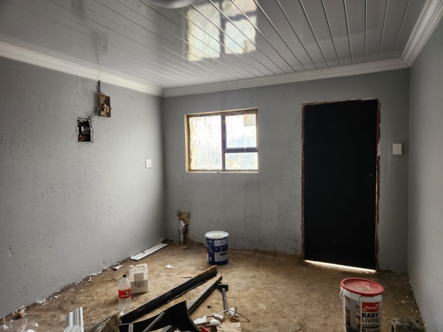 2 Bedroom Property for Sale in Daveyton Gauteng