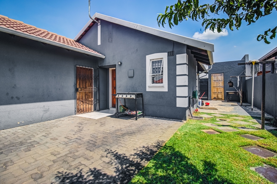 3 Bedroom Property for Sale in Salfin Gauteng