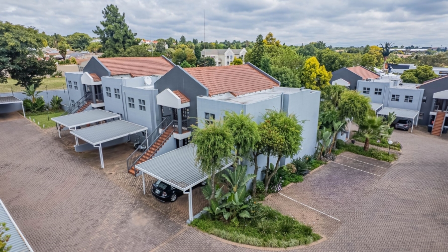 2 Bedroom Property for Sale in Morningside Gauteng