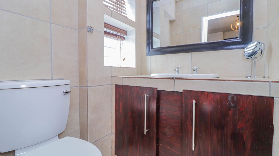 2 Bedroom Property for Sale in Morningside Gauteng