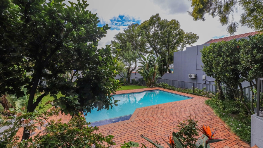 2 Bedroom Property for Sale in Morningside Gauteng