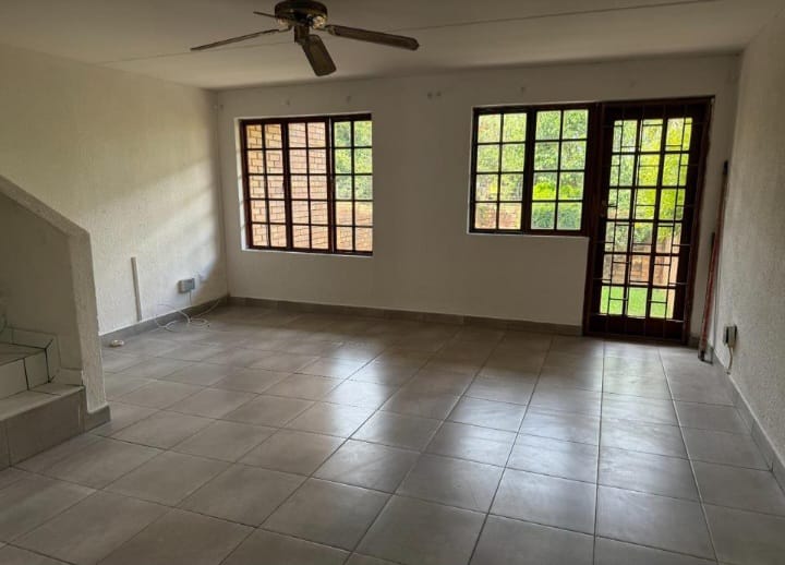 2 Bedroom Property for Sale in Roodepoort Gauteng
