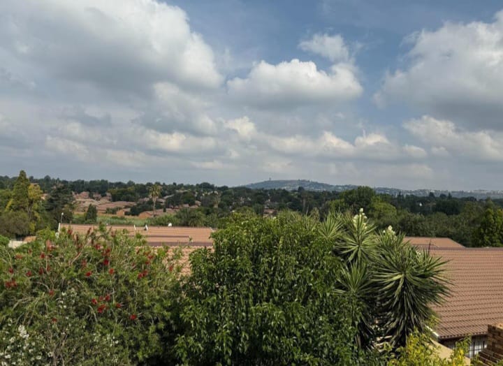 2 Bedroom Property for Sale in Roodepoort Gauteng