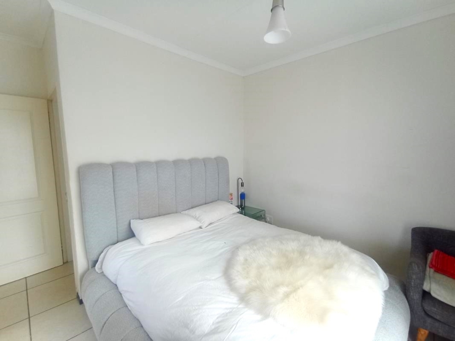 2 Bedroom Property for Sale in Oakdene Gauteng