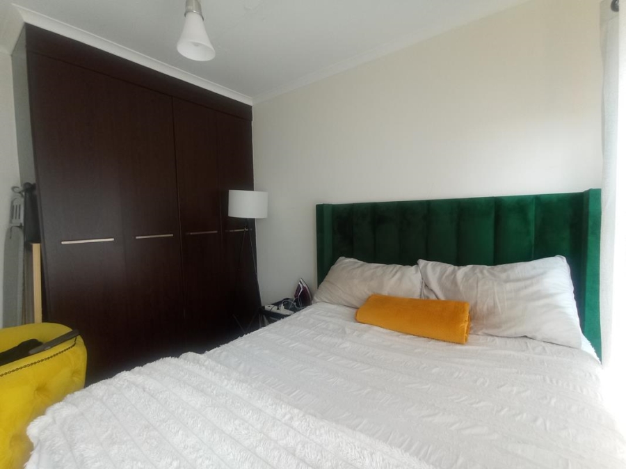 2 Bedroom Property for Sale in Oakdene Gauteng