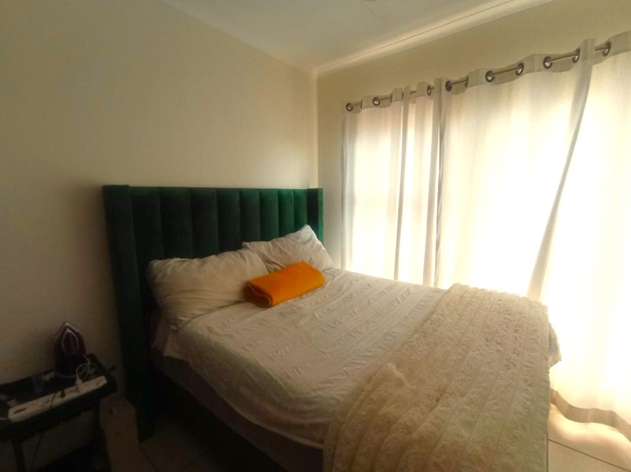 2 Bedroom Property for Sale in Oakdene Gauteng