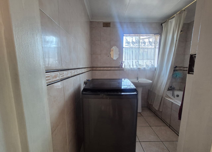 3 Bedroom Property for Sale in Reigerpark Gauteng