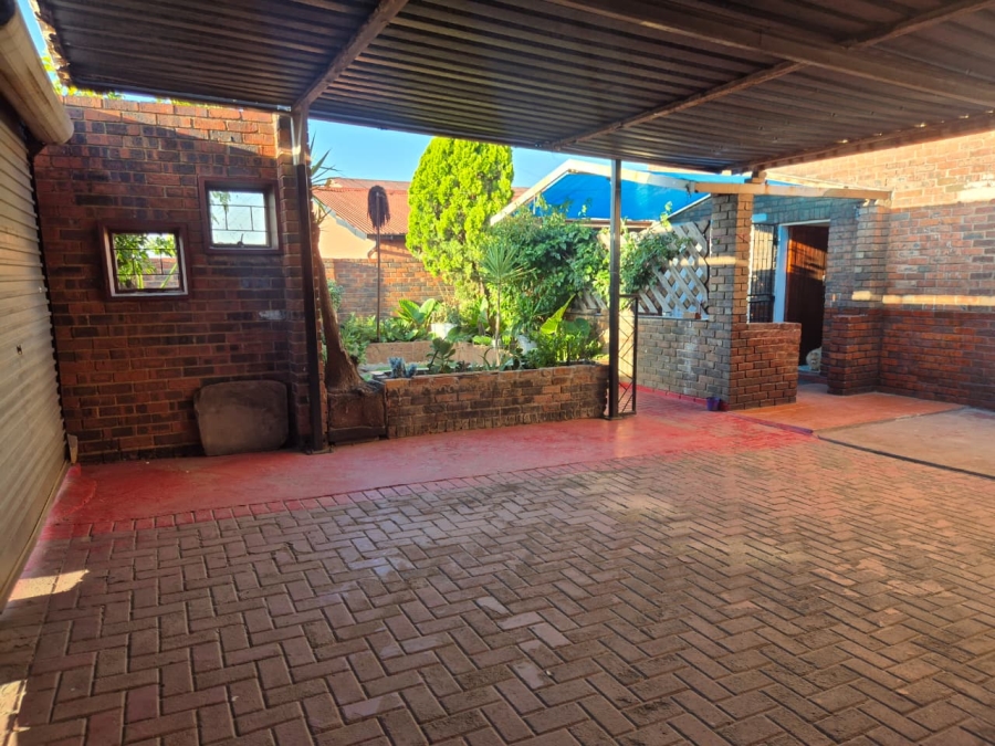 3 Bedroom Property for Sale in Reigerpark Gauteng