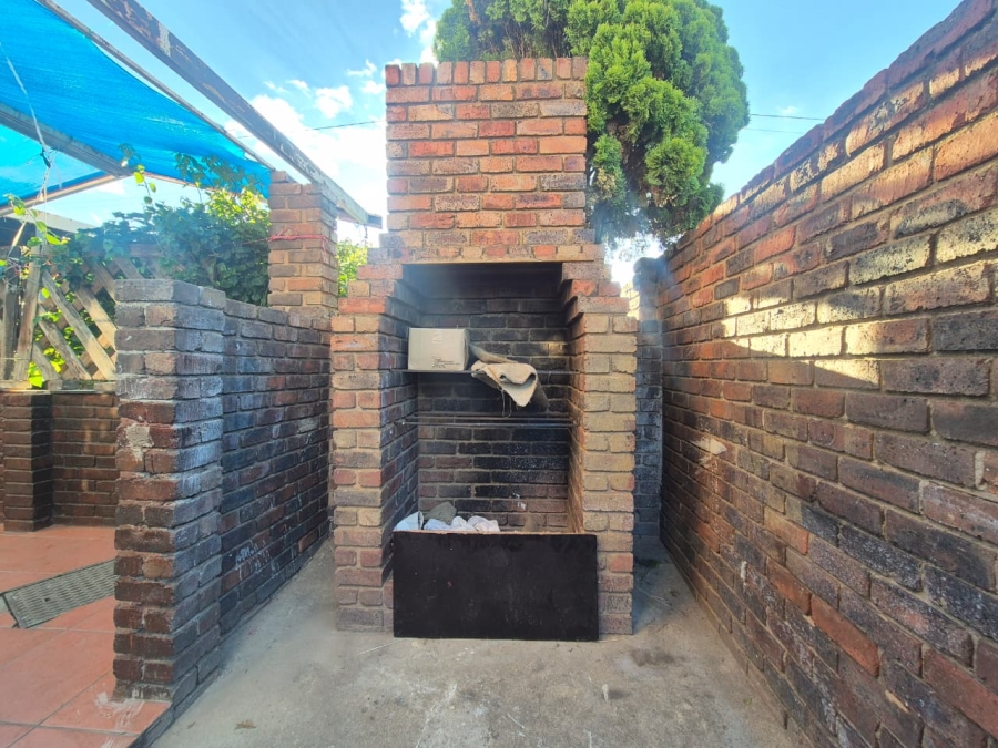 3 Bedroom Property for Sale in Reigerpark Gauteng