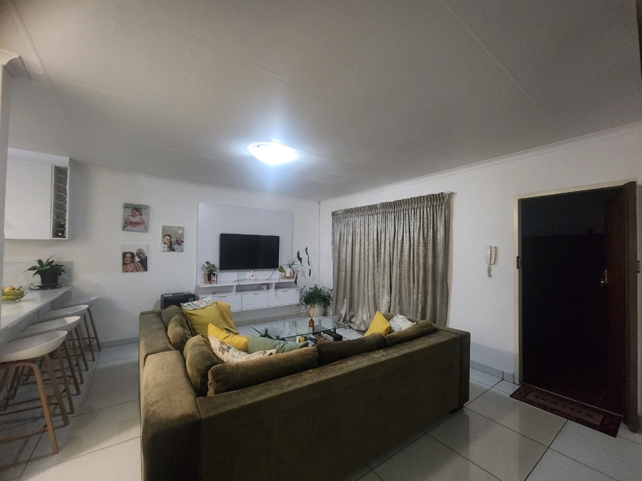 To Let 2 Bedroom Property for Rent in Eden Glen Gauteng