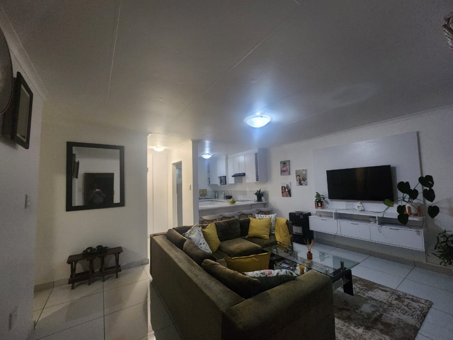 To Let 2 Bedroom Property for Rent in Eden Glen Gauteng