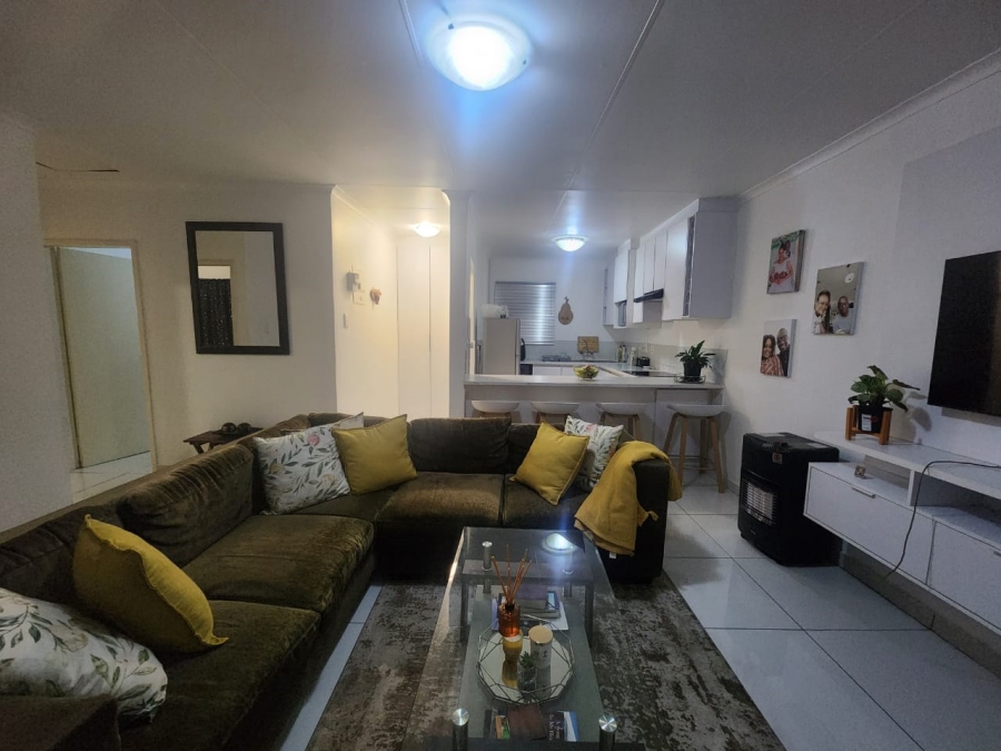 To Let 2 Bedroom Property for Rent in Eden Glen Gauteng