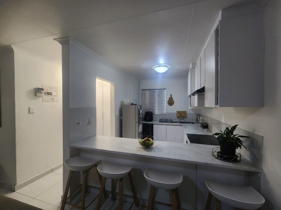 To Let 2 Bedroom Property for Rent in Eden Glen Gauteng