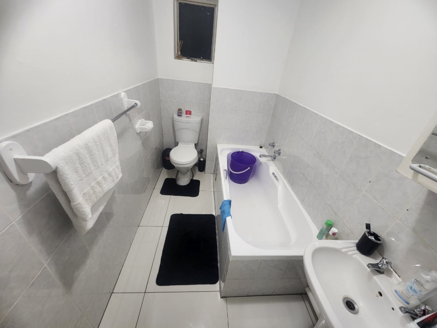 To Let 2 Bedroom Property for Rent in Eden Glen Gauteng