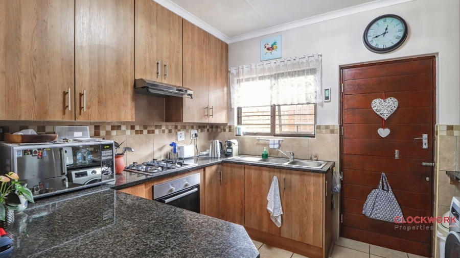2 Bedroom Property for Sale in Brentwood Park AH Gauteng