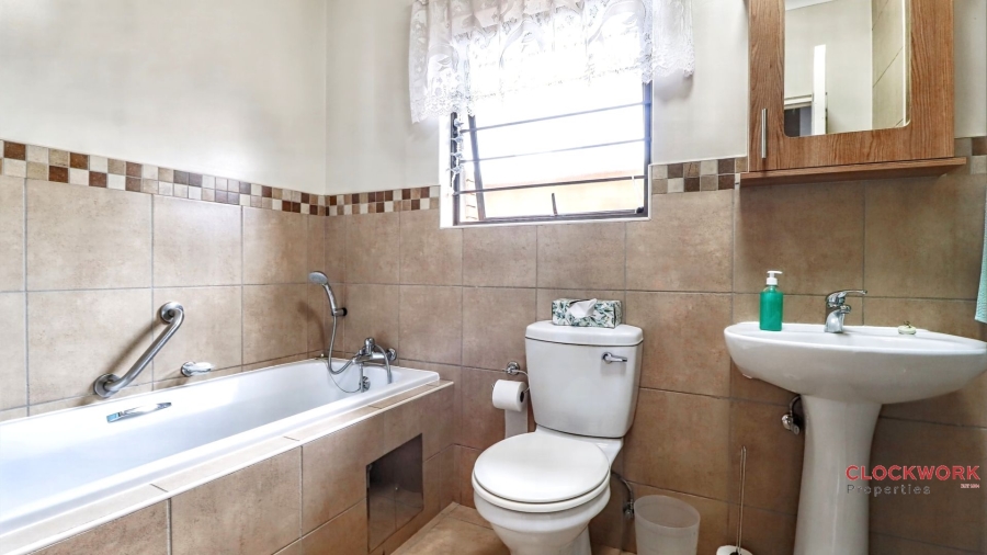2 Bedroom Property for Sale in Brentwood Park AH Gauteng