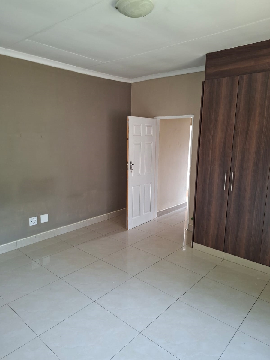 To Let 3 Bedroom Property for Rent in Hurlyvale Gauteng