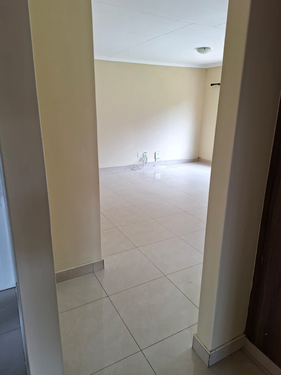 To Let 3 Bedroom Property for Rent in Hurlyvale Gauteng