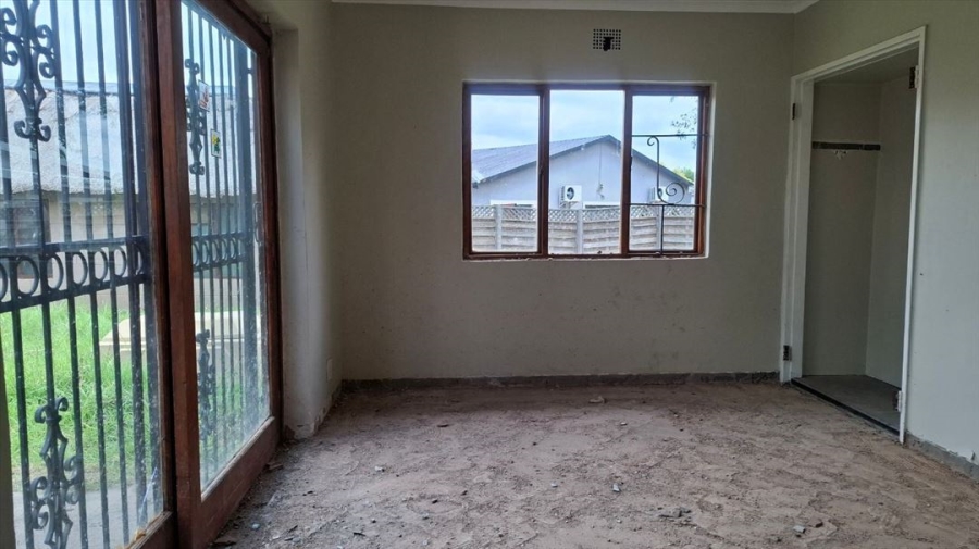 3 Bedroom Property for Sale in Beyers Park Gauteng