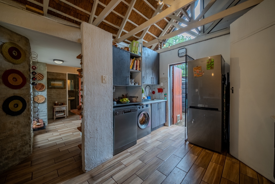 2 Bedroom Property for Sale in Faerie Glen Gauteng