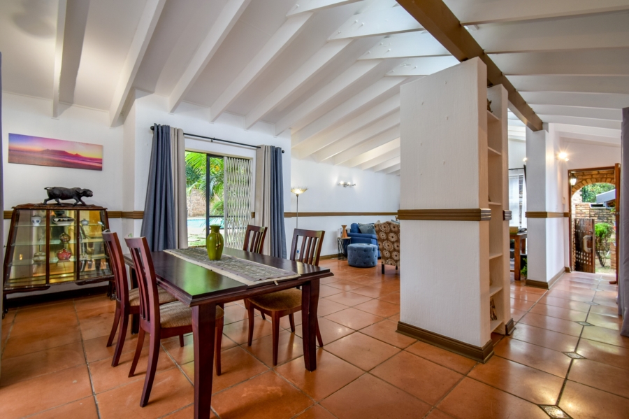 4 Bedroom Property for Sale in Garsfontein Gauteng