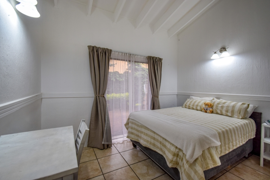 4 Bedroom Property for Sale in Garsfontein Gauteng