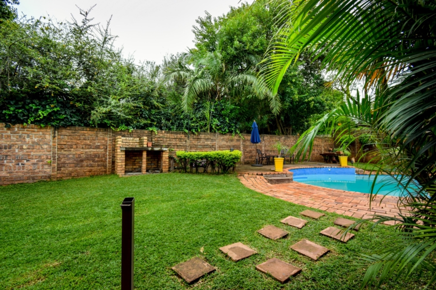 4 Bedroom Property for Sale in Garsfontein Gauteng