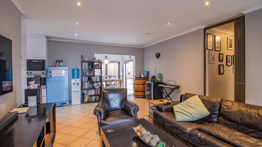 3 Bedroom Property for Sale in Terenure Gauteng