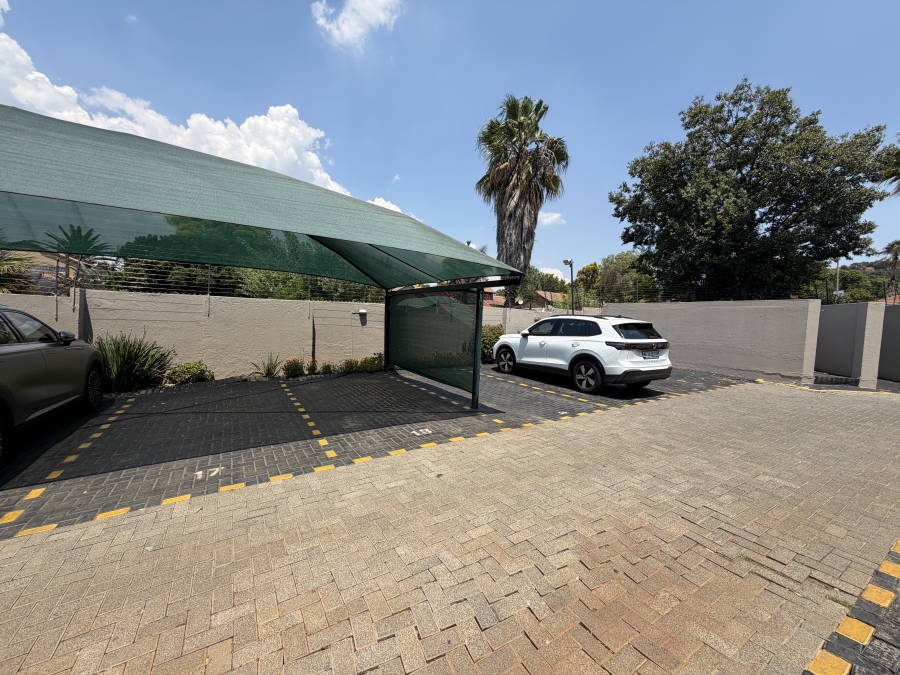 To Let 2 Bedroom Property for Rent in Glenvista Gauteng