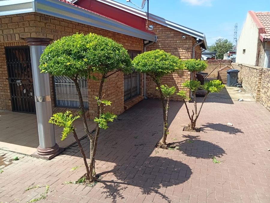 3 Bedroom Property for Sale in Danville Gauteng