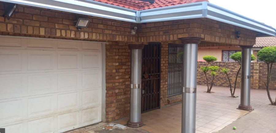3 Bedroom Property for Sale in Danville Gauteng