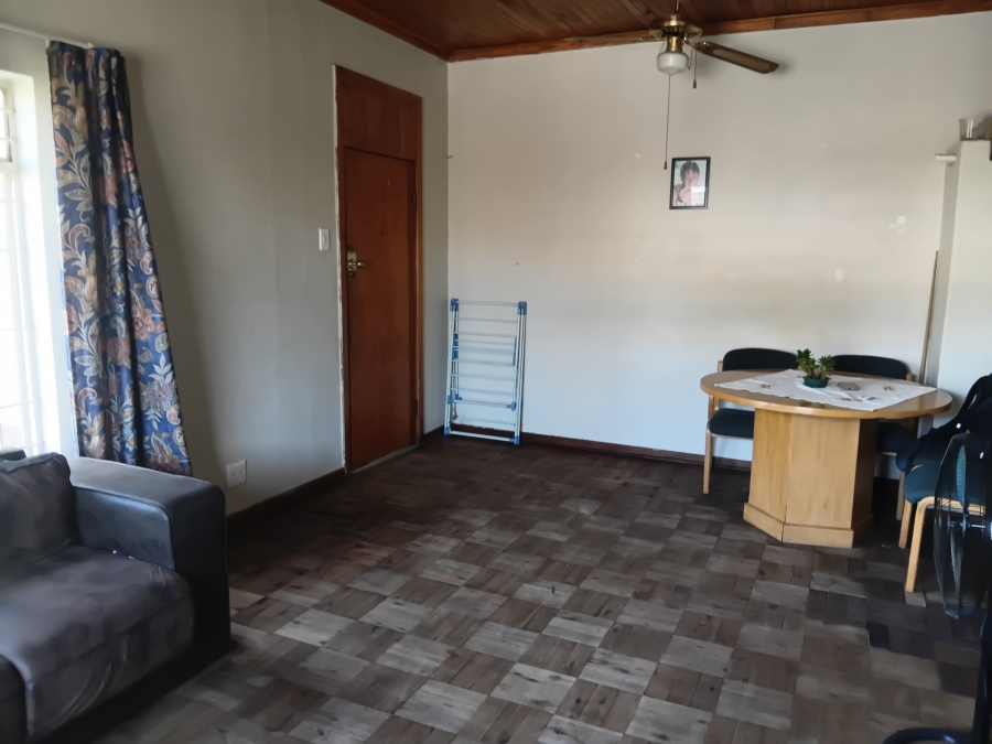 3 Bedroom Property for Sale in Mountain View Gauteng