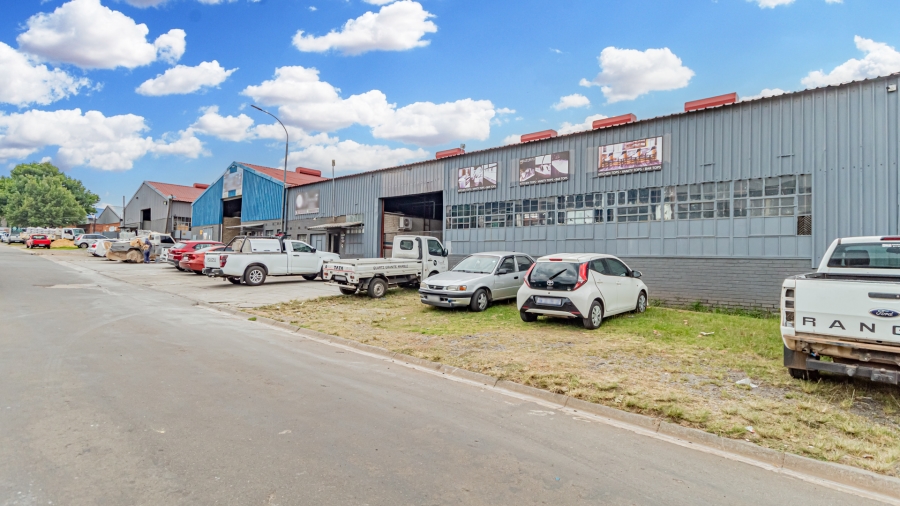 Commercial Property for Sale in Anderbolt Gauteng