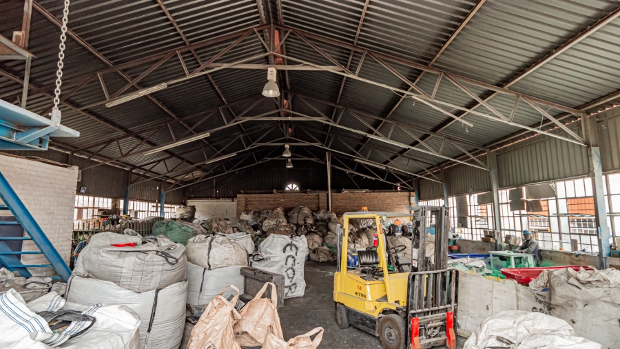 Commercial Property for Sale in Anderbolt Gauteng