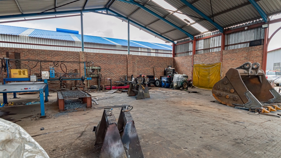 Commercial Property for Sale in Anderbolt Gauteng