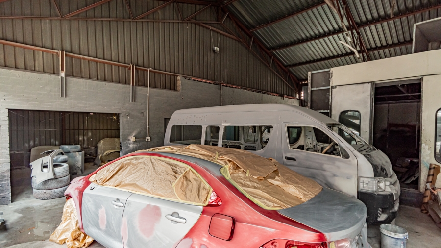 Commercial Property for Sale in Anderbolt Gauteng