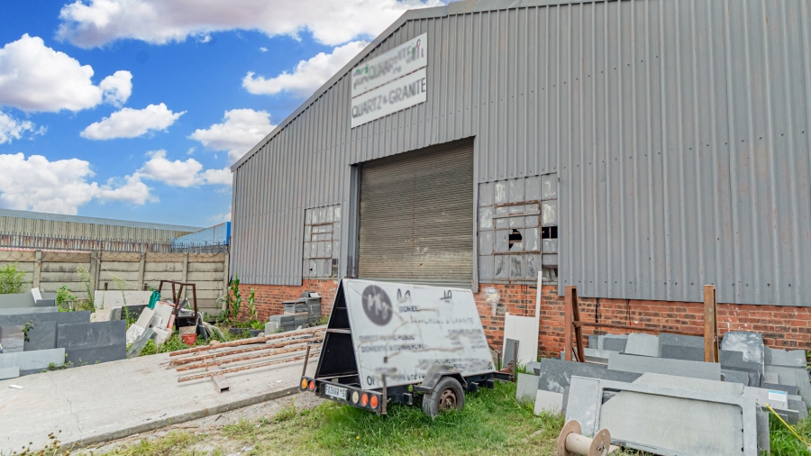 Commercial Property for Sale in Anderbolt Gauteng
