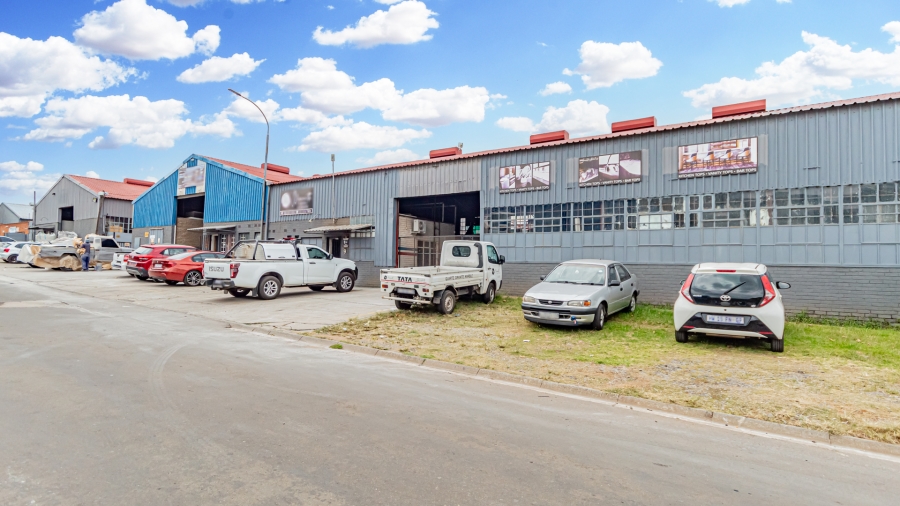 Commercial Property for Sale in Anderbolt Gauteng