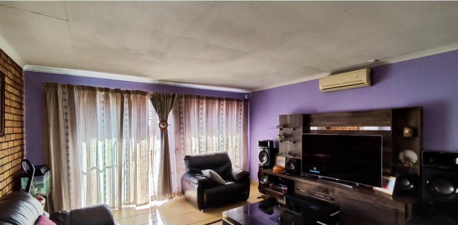 3 Bedroom Property for Sale in Norkem Park Gauteng
