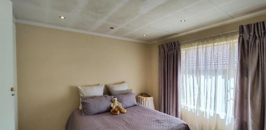 3 Bedroom Property for Sale in Norkem Park Gauteng