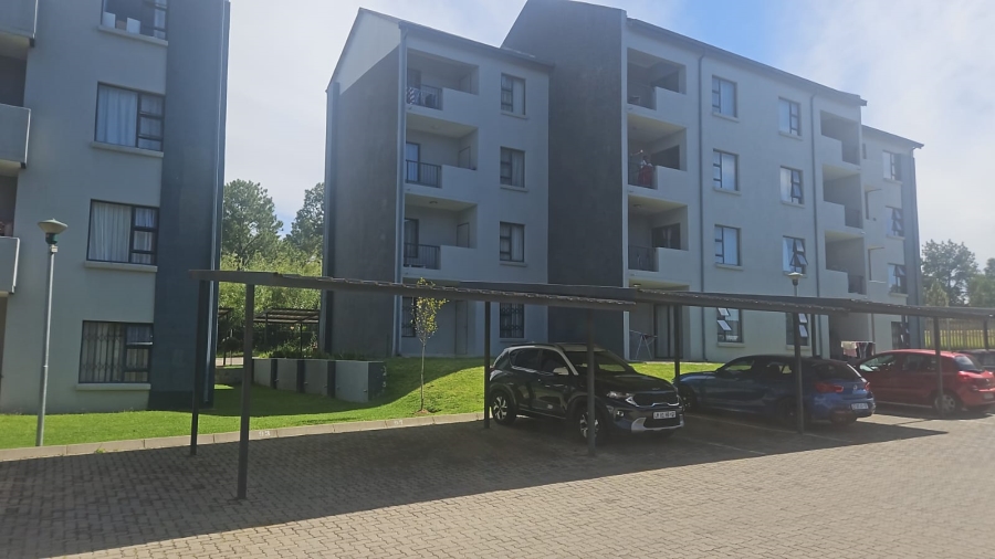 2 Bedroom Property for Sale in Glen Austin Gauteng