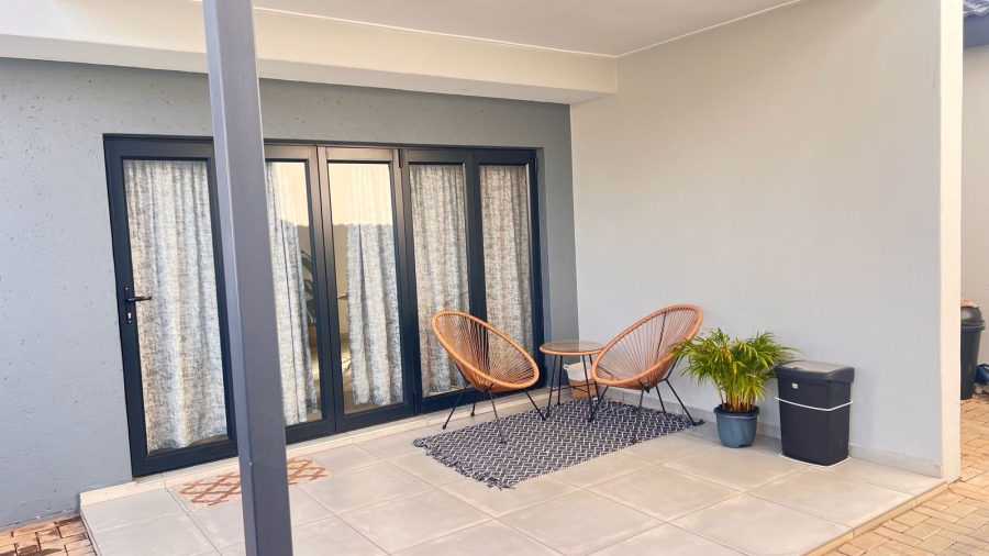 3 Bedroom Property for Sale in Little Falls Gauteng